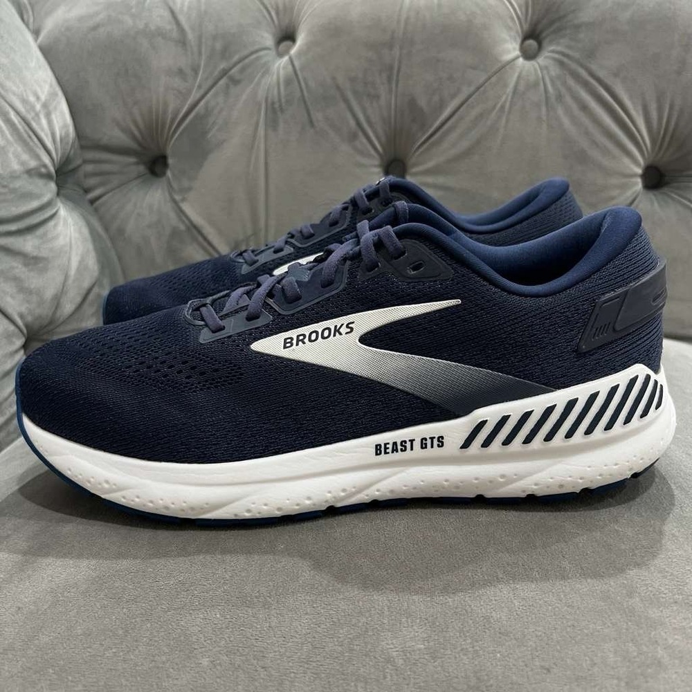 Brooks Beast GTS 24 Running Shoes Mens 11 Navy Blue Stability Athletic Sneakers